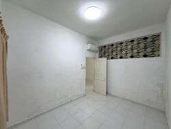 Sembawang Hills Estate (D20), Terrace #579072731